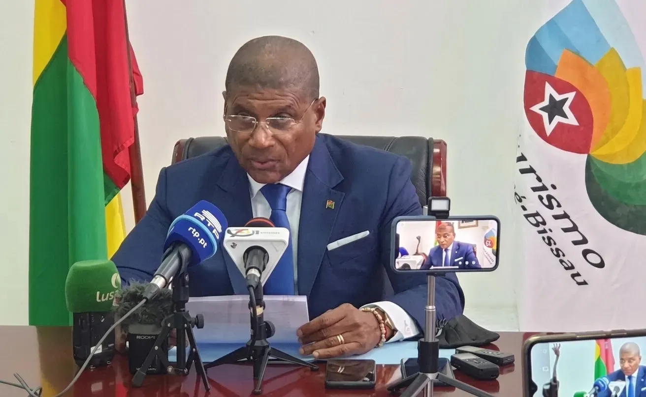 Conselho de Transição da Guiné-Bissau admite candidatura de Umaro Sissoco Embaló às presidenciais de 6 de dezembro