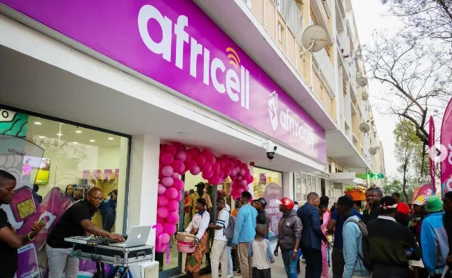 EUA concedem empréstimo de 99,6 milhões de dólares à Africell para tecnologia em Angola