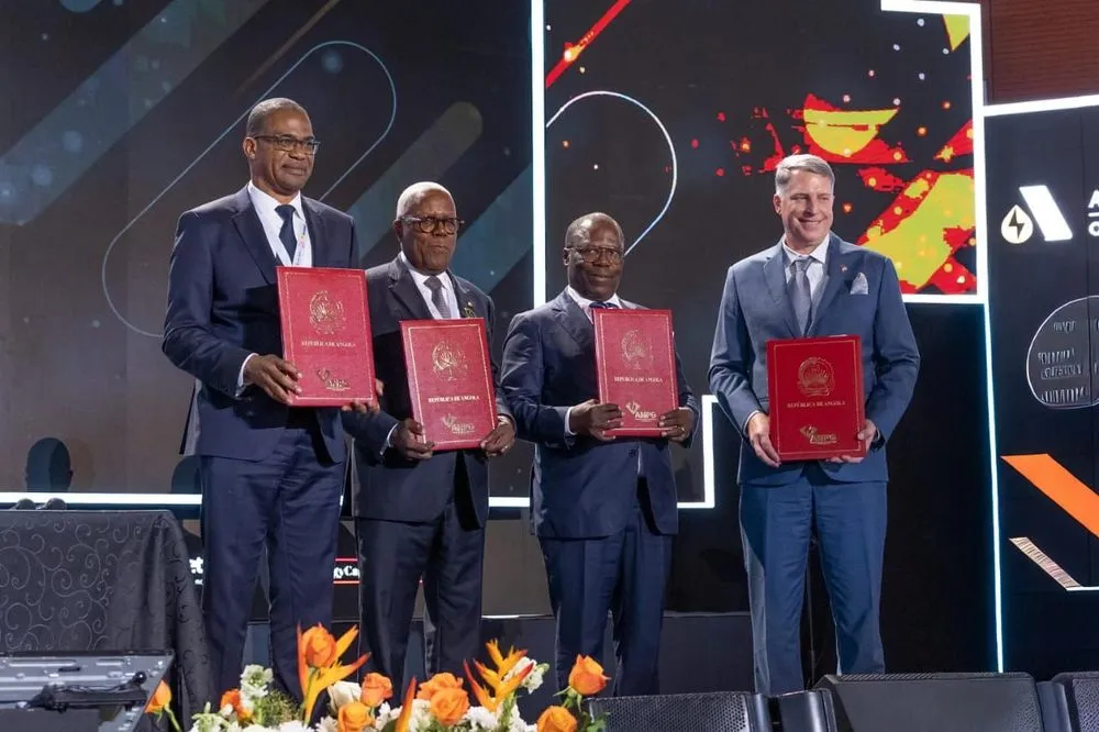 Britânica Shell retorna a Angola com investimento de mil milhão USD para prospecção de 17 blocos