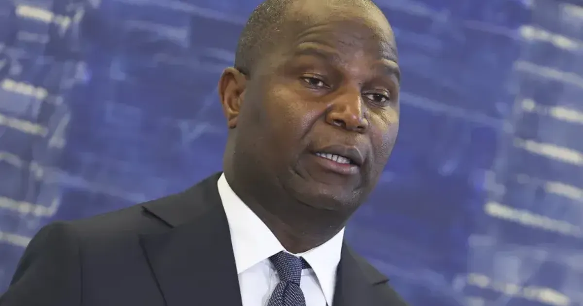 Moçambique. Daniel Chapo pede às Forças Armadas para “incinerar” terrorismo no país
