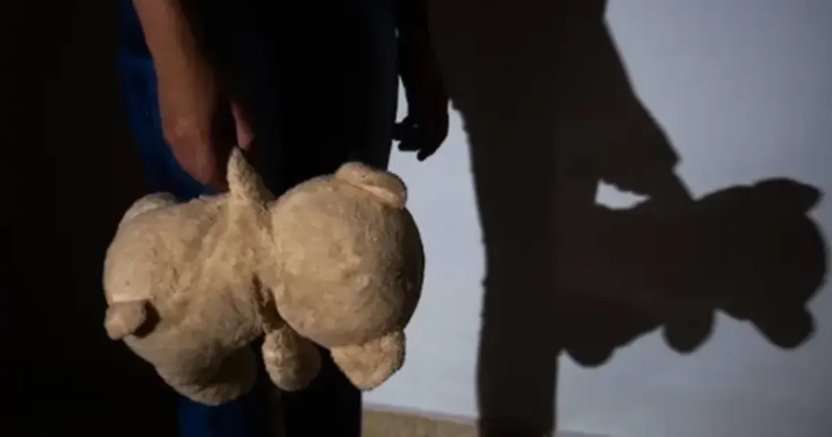 Pressão familiar leva jovem de 19 anos a afogar a filha de dois meses num tambor de água no Cazenga
