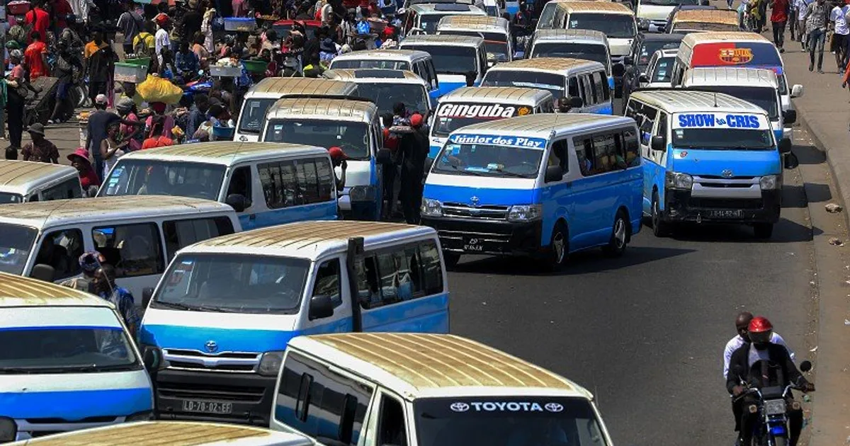 Governo eleva para 300 kz o preço do táxi e 200 kz para os bilhetes dos autocarros públicos