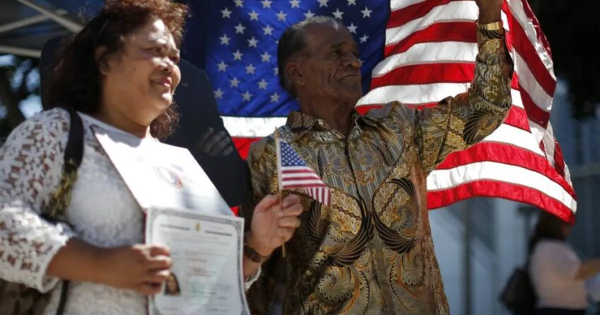 EUA impedem naturalização de imigrantes devido aos países de origem