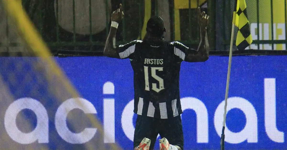 Bastos Quissanga operado com sucesso ao joelho esquerdo na Itália. Ex-capitão dos Palancas Negras vai ficar três meses afastado dos relvados