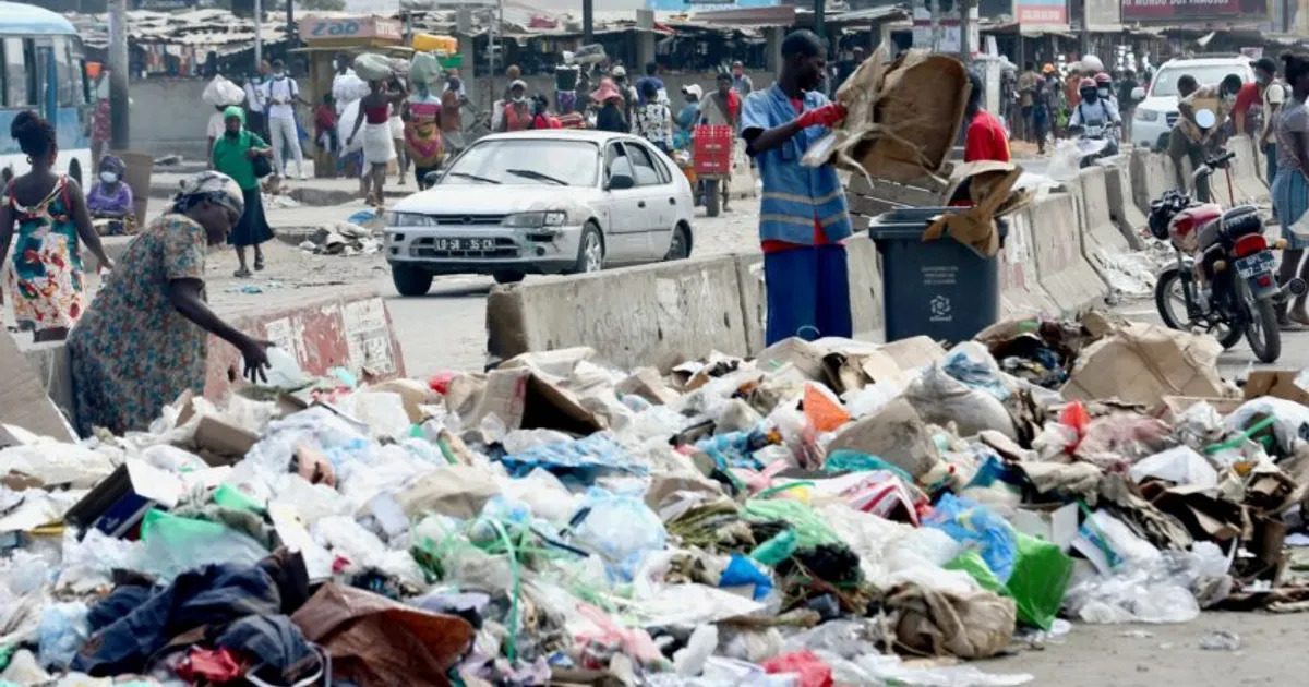 Elisal recolhe mais de 20 toneladas de lixo nos últimos sete dias de Agosto em Luanda