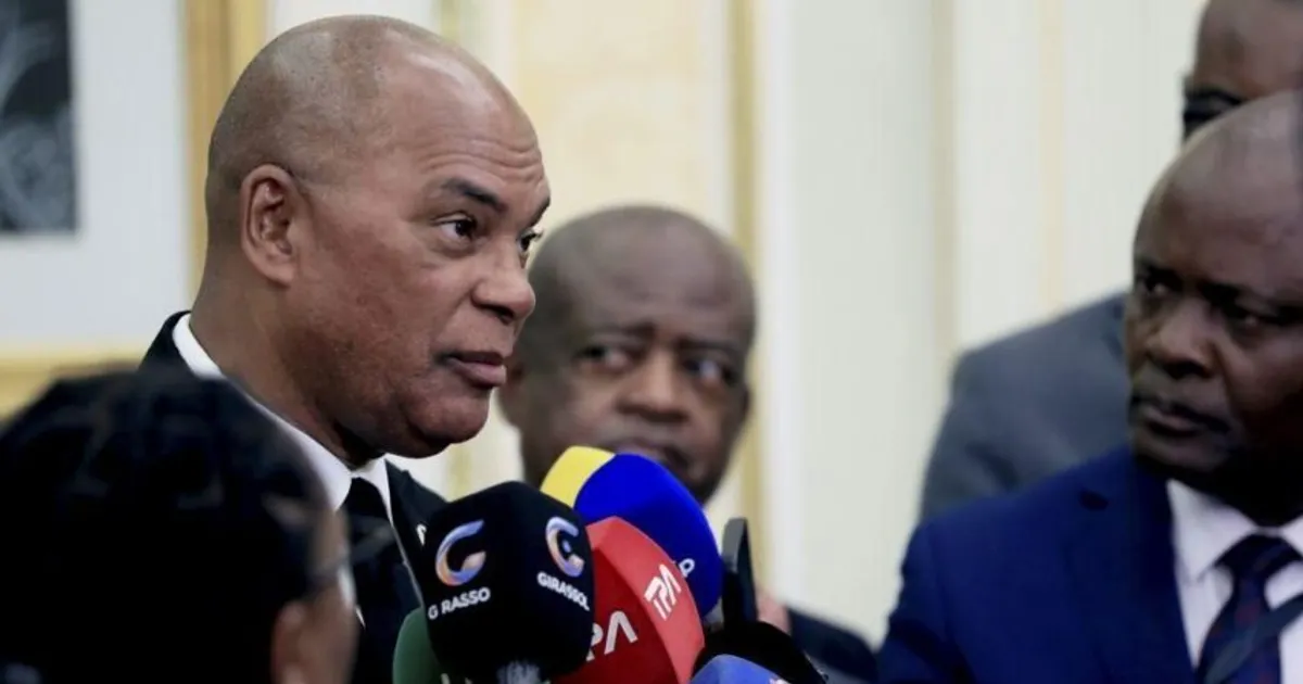 ACJ revela que sofreu assédio para aceitar um terceiro mandato de JLo em troca de suborno e da alteração da Constituição