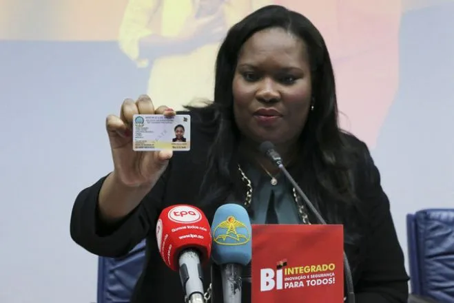 Quase metade da população angolana não tem Bilhete de Identidade, revela INE