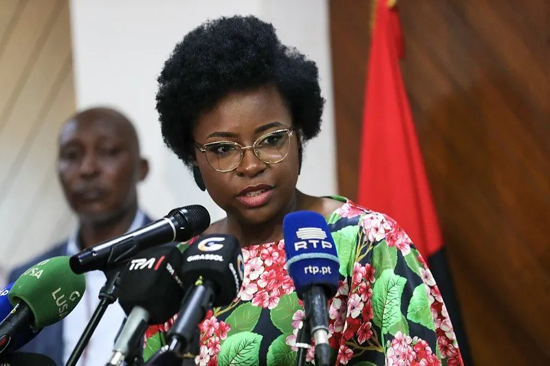 Ministra das Finanças lidera comissão que vai coordenar e organizar em Novembro a Cimeira da Indústria Financeira em África