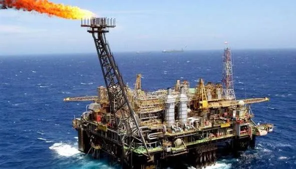 Exportações de petróleo e gás geram cerca de 10,16 mil milhões de dólares no segundo trimestre