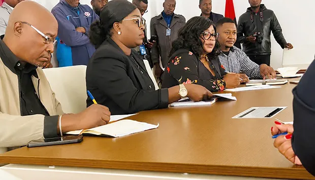 Deputados exigem combate aos casamentos precoces