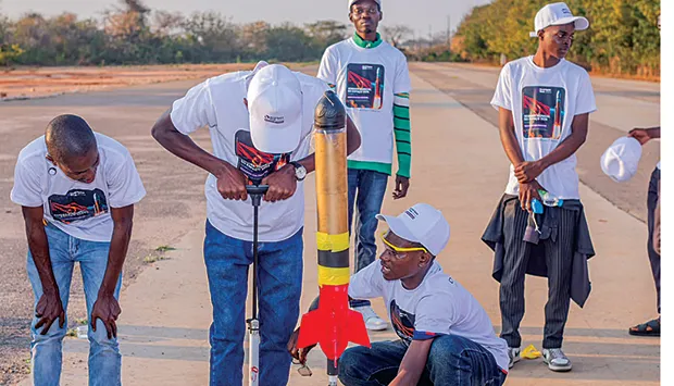Angola é destaque mundial durante Semana do Espaço