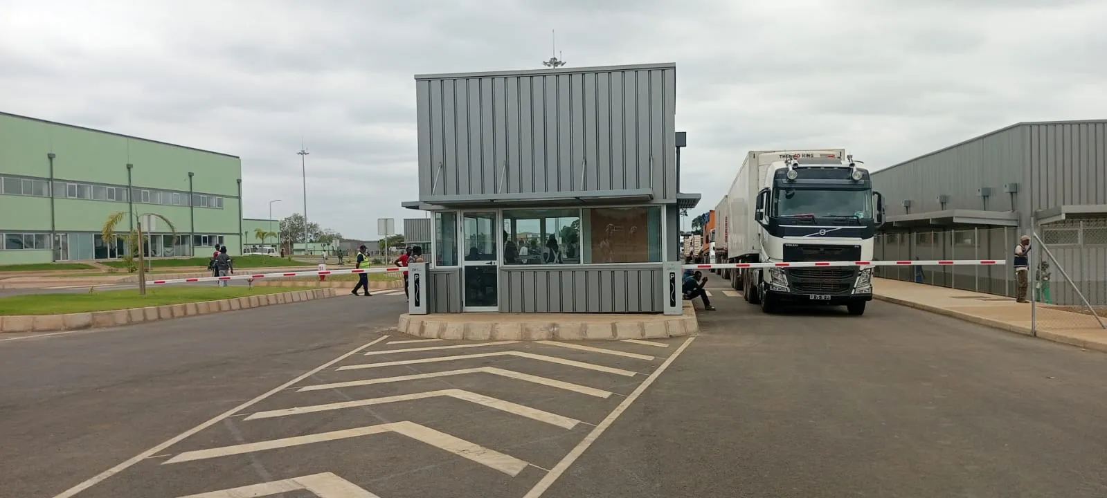 Governo inicia cobrança de portagens no Luvo e prevê até 80 milhões de kwanzas por mês