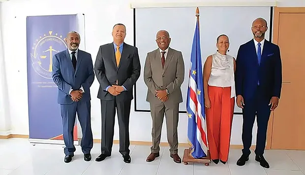 Empossados magistrados do Ministério Público