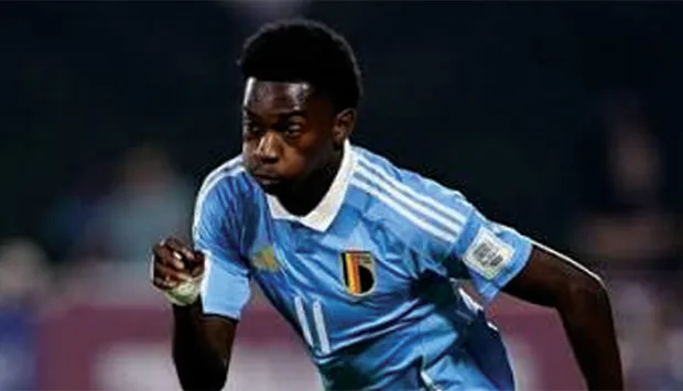 Barcelona anuncia Jesse Bisiwu