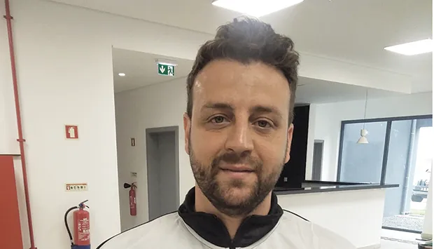 Mehmet Kiskaç aponta Angola ao segundo título mundial de futebol para amputados no México, com estágio de 11 dias na Turquia