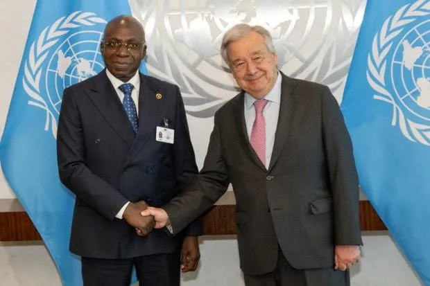 Téte António recebido por António Guterres