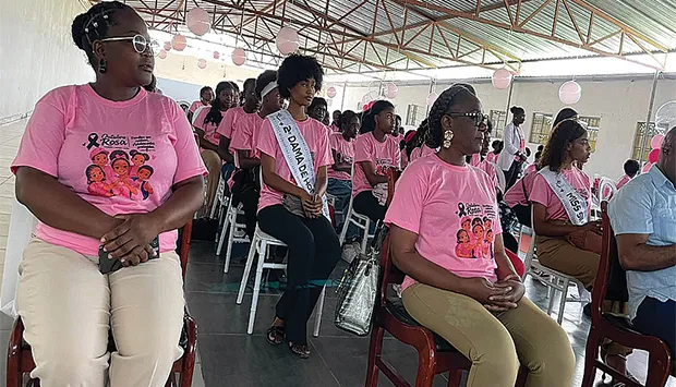 OMA apela à permanência das meninas nas escolas