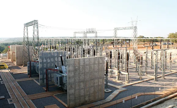 Energia eléctrica chega a dois bairros da Matala
