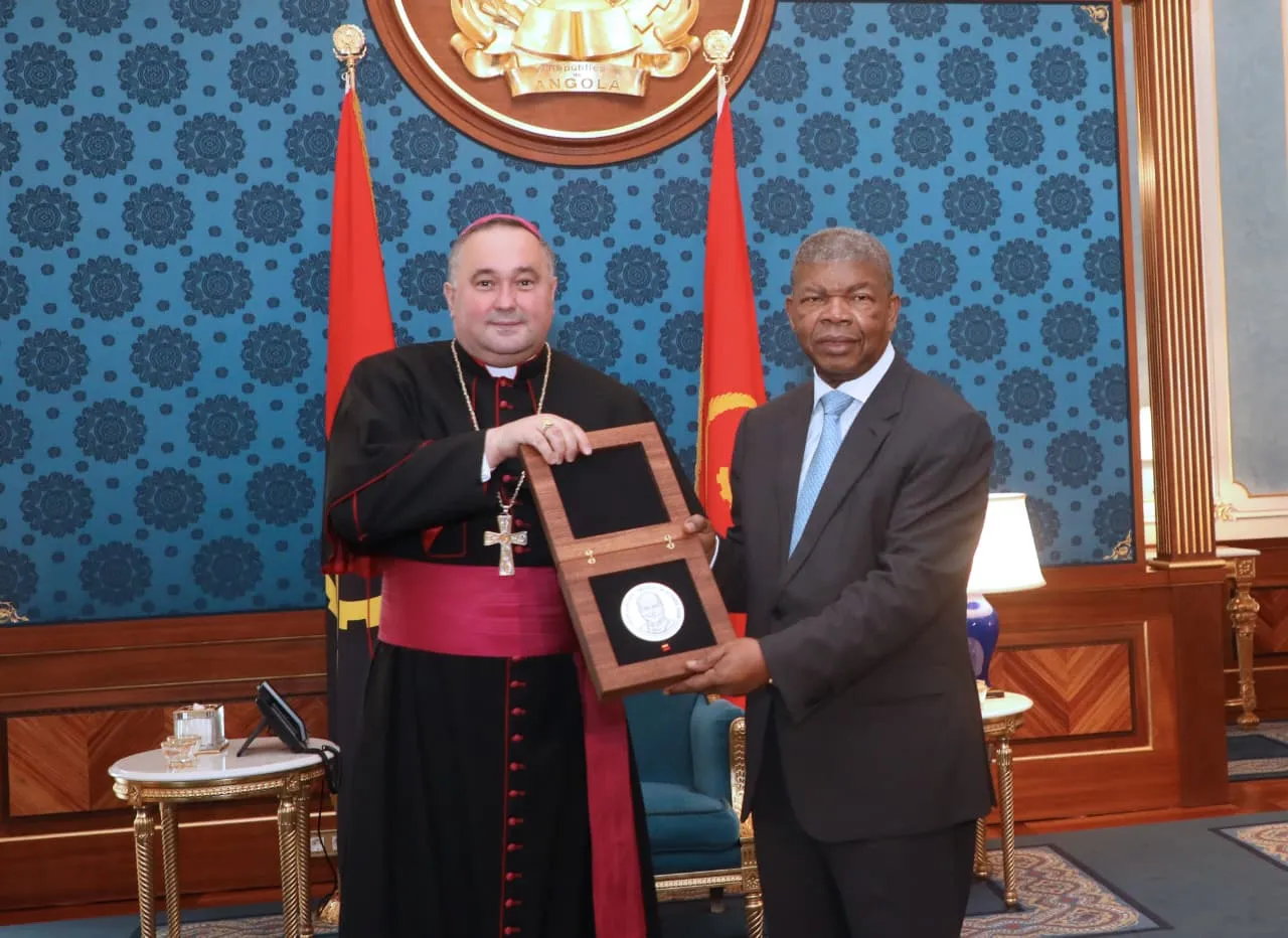 João Lourenço homenageado pelo Papa Leão XIV com Medalha Pontifical