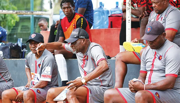 1.º de Agosto forma equipa técnica com antigos médios
