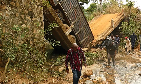Ponte sobre o rio Lué vai ser reconstruída