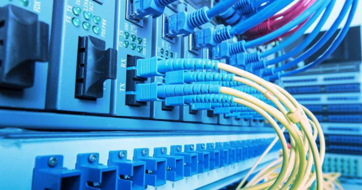Obras na via pública impedem acesso à internet este sábado em todo o país