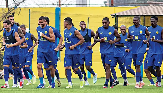 Petro tenta supremacia diante da União do Songo