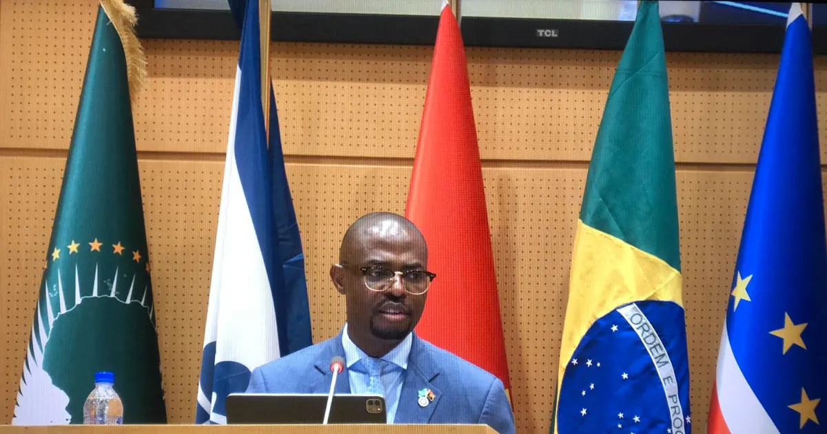 Miguel Bembe defende uso da língua portuguesa nas instâncias multilaterais da lusofonia