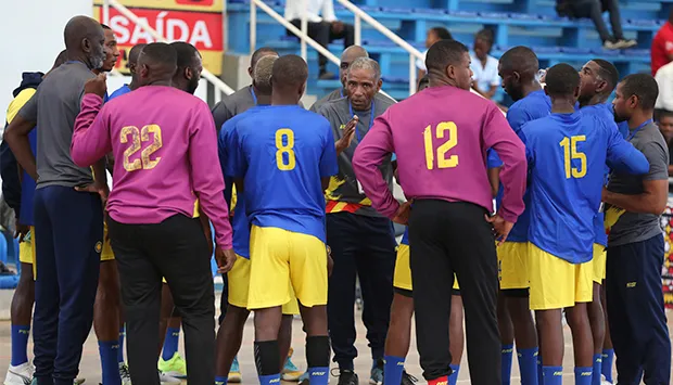 Petro de Luanda disponível para estreia em masculinos