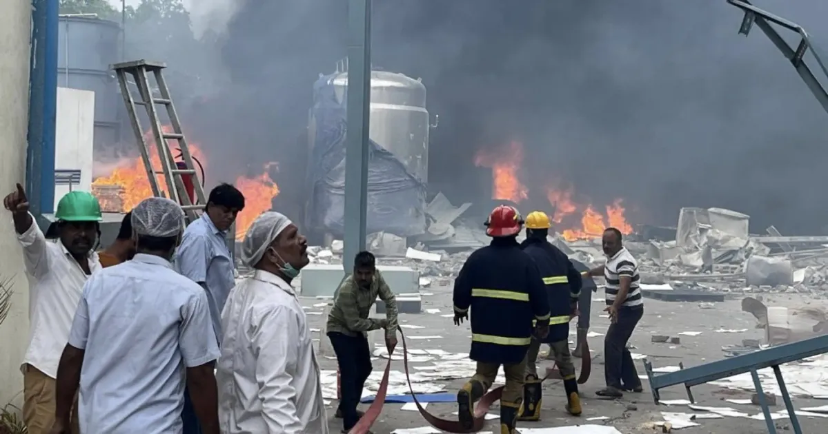 Explosão em fábrica de produtos químicos na Índia provoca 12 mortos