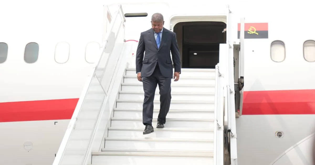 Presidente João Lourenço regressa a Luanda