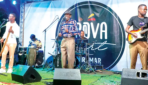 Prado Paim firme para levar música e alegria ao palco