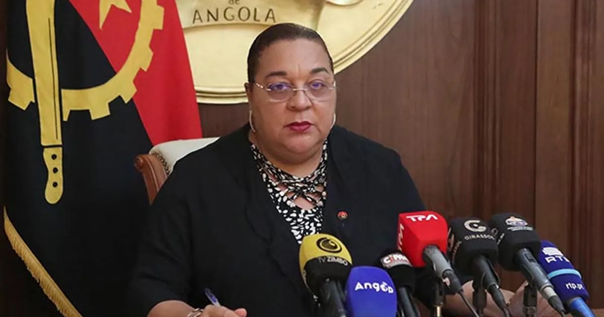 Ministra Teresa Dias apresenta posição do país sobre protecção dos trabalhadores