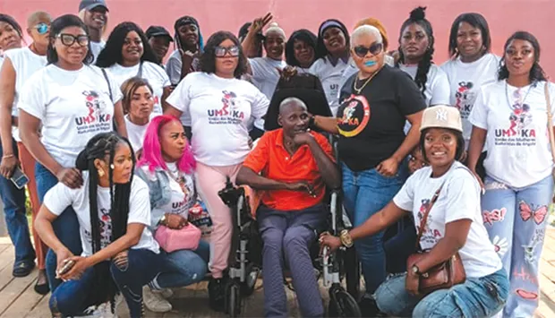 Mulheres kuduristas criam instituição para valorizar estilo