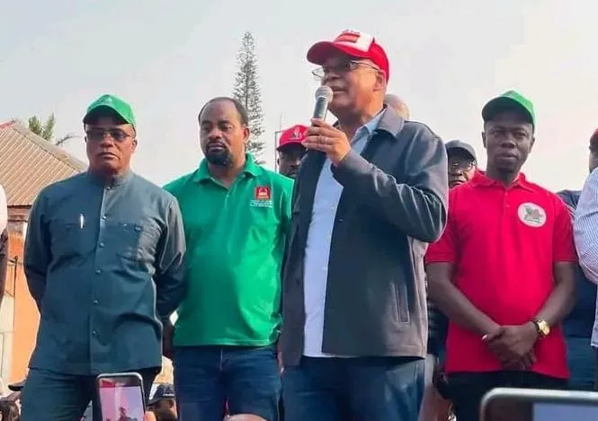 Líder da UNITA defende mais diálogo para uma Angola melhor