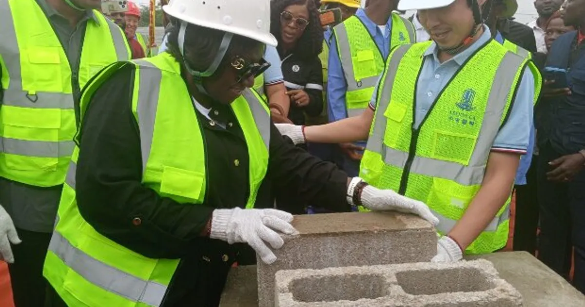 Colocada primeira pedra para reconstrução do centro de processamento do Ngolome