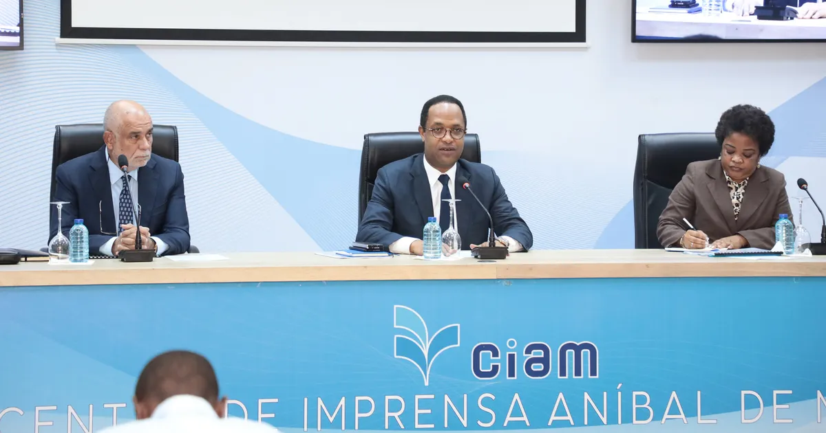 Programa de infra-estruturas rodoviárias apresentado em Sessão Temática