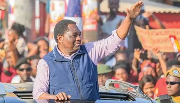 Hichilema reconduzido com maioria absoluta