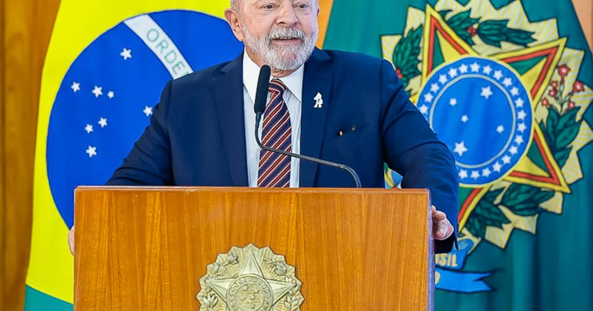 Lula insta Mercosul a adotar sistema de pagamento em moedas locais