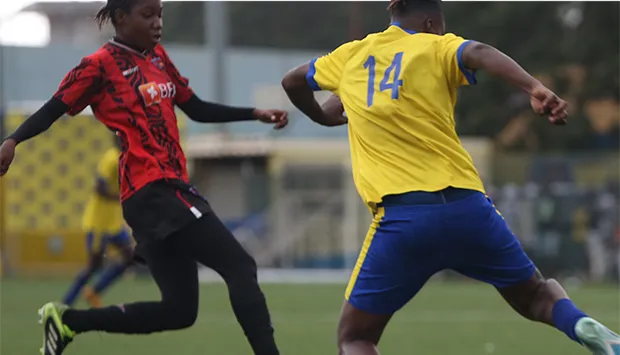 Tricolor começa defesa do título com goleada