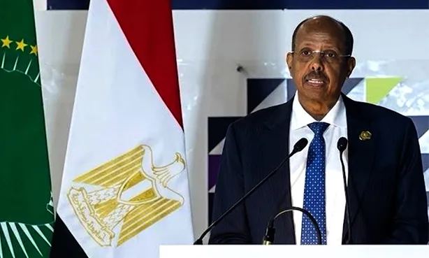 Mahmoud Ali Youssouf apela a um continente mais próspero