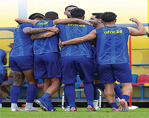 Petro dá início à defesa do título com o Lunda-Sul