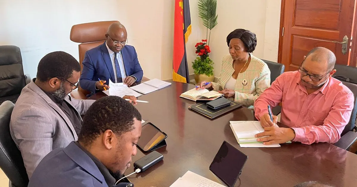 Missão avalia progresso da formação de profissionais de saúde no Moxico