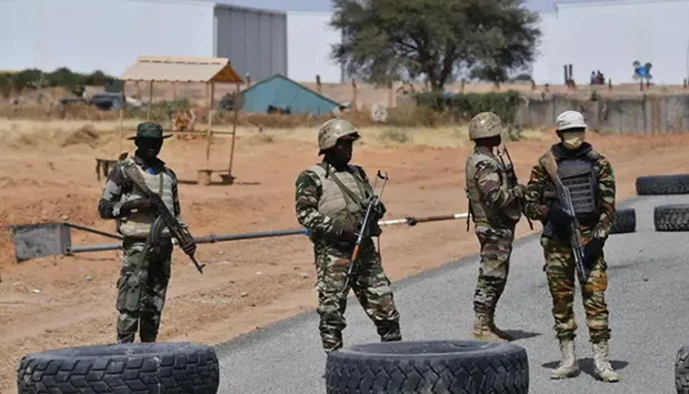 França acusada de incitar ataque à capital nigerina