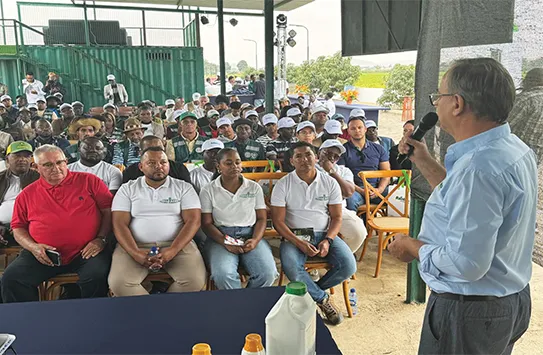 Produtores de quatro províncias reforçam técnicas contra pragas
