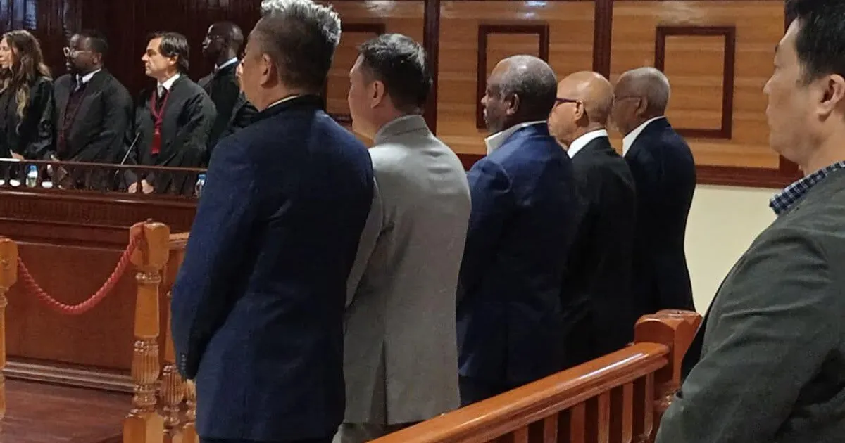 "Kopelipa" e "Dino" regressam ao banco dos réus em fase de preparação de provas