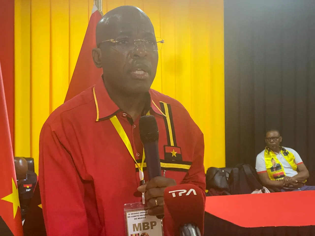 Muangala quer militantes comprometidos com o partido