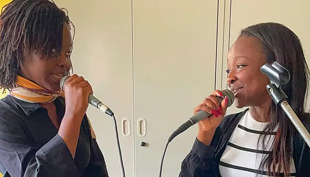 Vozes femininas consagradas partilham palco com cantoras da nova geração