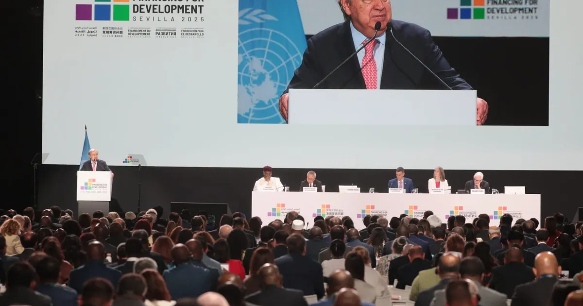 António Guterres: "Financiamento ao desenvolvimento tem défice de quatro biliões de dólares"
