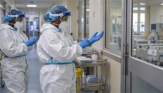 Médicos do Quénia exigem protecção após primeira morte por Ébola